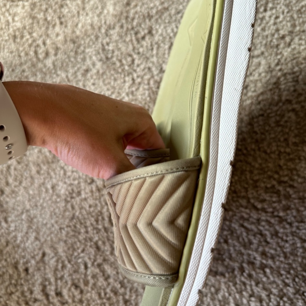 Antonio Melani Lannaii Quilted Logo Washable Slide Sandals, size 8 - Picture 5 of 8